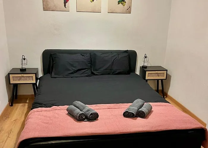 Modern Netflix Balcony Apartmán